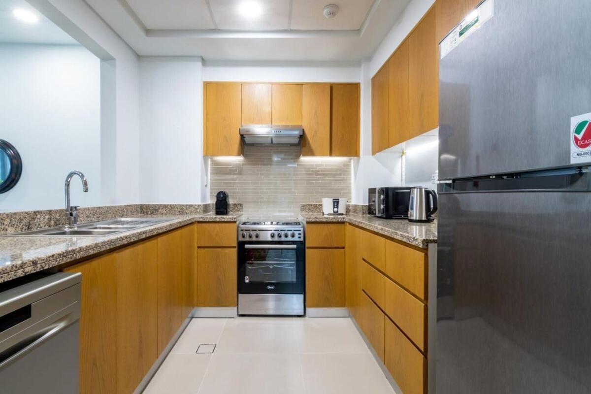 Silkhaus Spacious Central Downtown 1Bdr In New Tower Дубай Екстериор снимка