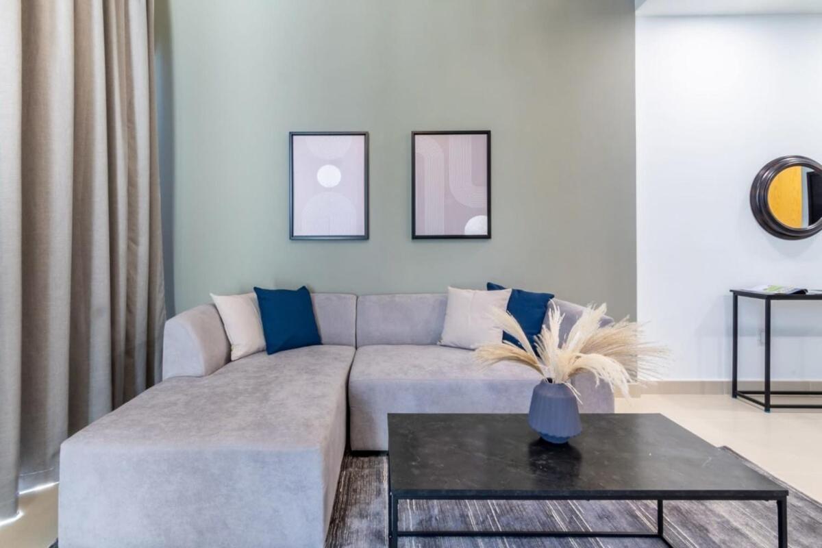 Silkhaus Spacious Central Downtown 1Bdr In New Tower Дубай Екстериор снимка
